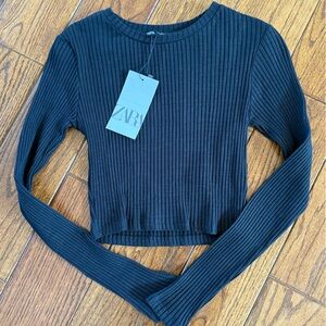 Zara Black Ribbed Long-Sleeve Crop Top